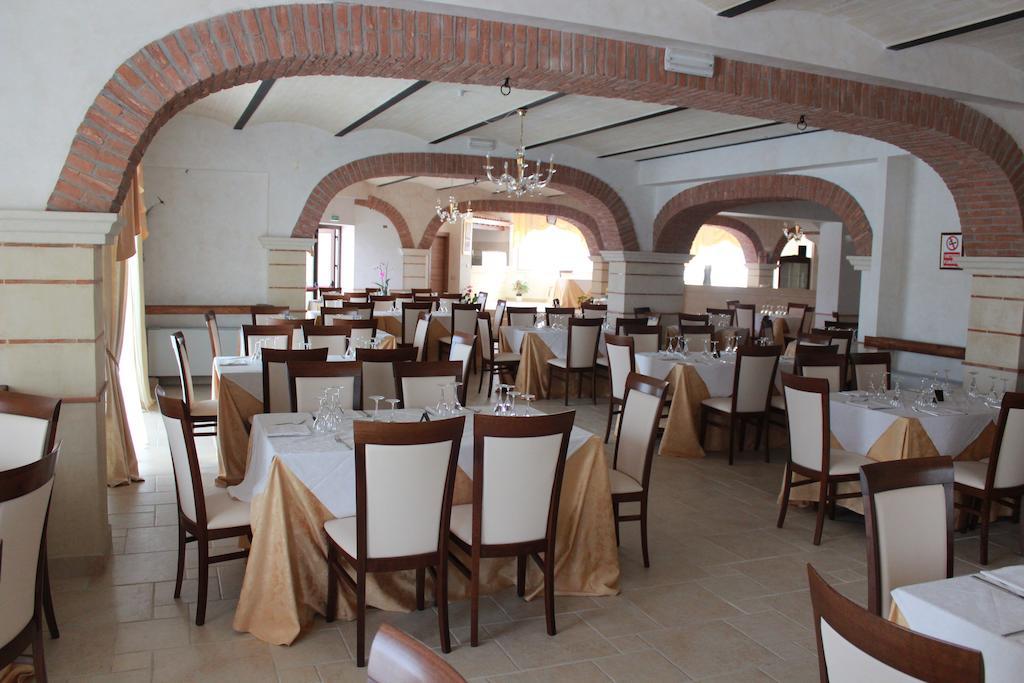 Miglionico Agriturismo Al Passaggio Di Pirro 빌라 외부 사진